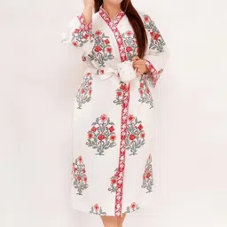 POORAK Red Floral Printed Tie-Ups Knee Length Cotton Bath Robe image 4