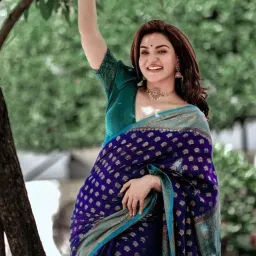 Satrani Blue Woven Saree With Unstitched Blouse image 4