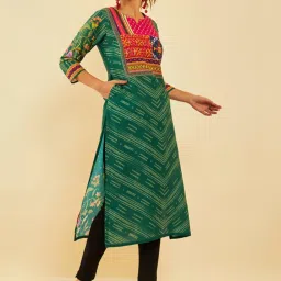 Soch Green Muslin Blend Floral Printed Kurta With Sequinned image 4