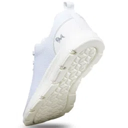 Neemans Men's Stroll White Training Shoes image 4