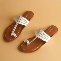 Eridani Women's Anya White Kolhapuri Sandals image 4