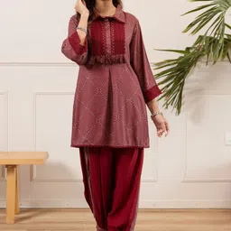 HERE&NOW Geometric Printed Mandarin Collar Sequinned Kurta With Patiala-picture-25