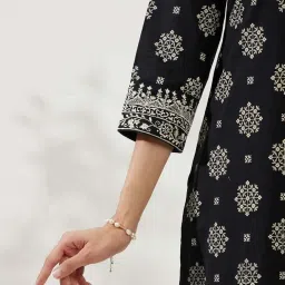 Daali Black Cotton Printed Straight Kurta image 4