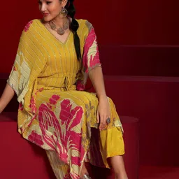 Libas Art floral Printed V-Neck Sequinned Tunic With Palazzo & Inner image 5