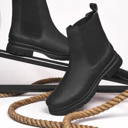 CLOG LONDON Women Block-Heeled Chelsea Boots image 1