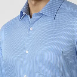 Van Heusen Blue Cotton Regular Fit Striped Shirt image 4