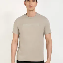 Calvin Klein Jeans Vintage Khaki Cotton Regular Fit T-Shirt-image-15
