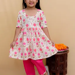 Bold N Elegant Girls Floral Printed Empire Kurta with Trousers-picture-42