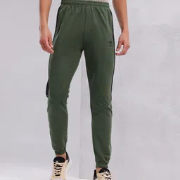 HRX by Hrithik Roshan Men Lifestyle Track pants image 5