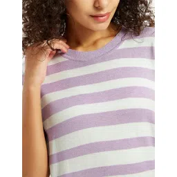 Levi's Lavender & White Sweater image 5