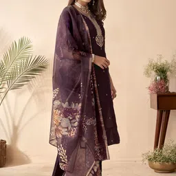 DIVASTRI Adults-Women Purple Kurta Sets image 3