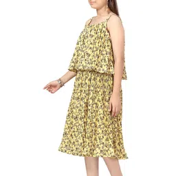 Muhuratam Embellished Fit and Flare Dress image 5
