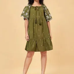 Honey by Pantaloons Green Cotton Embroidered A-Line Dress-picture-27