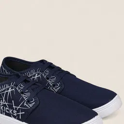 Spotwalk Men Canvas Printed Lace Ups Sneakers image 3