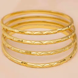 Zeraki Jewels Set Of 4 Textured Gold-Plated Bangles image 3