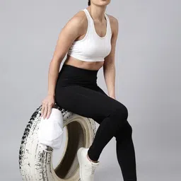 SHOWOFFFF Women Slim-Fit Mid-Rise Track Pants image 2