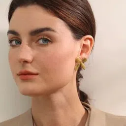 Neze Stainless Steel Bow Shaped Studs image 5