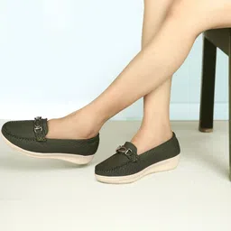 TROTUS Women Textured Loafers-picture-18