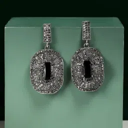 Sohi Women's Roman Oval Swirl Drop Earrings  Black-picture-17