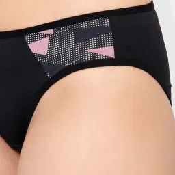 Clovia Black Polyamide Regular Fit Solid Panties image 5