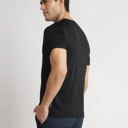 Reebok Black Regular Fit Printed Sports T-Shirt image 2