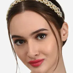 Zaveri Pearls Gold Tone Kundan & Pearls Studded Tilak Shape Ethnic Head Chain-ZPFK13103-picture-11