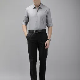 Arrow Solid Manhattan Slim Fit Pure Cotton Formal Shirt image 3