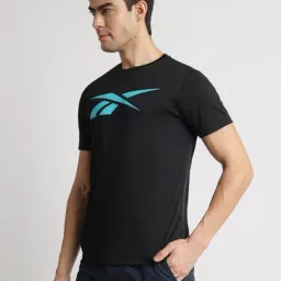 Reebok Black Regular Fit Printed Sports T-Shirt image 3
