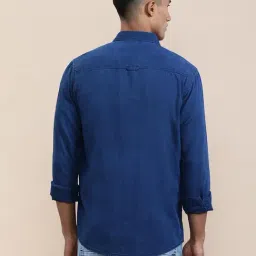 Crocodile Blue Cotton Solid Regular Fit Shirt image 2
