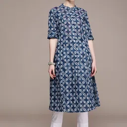 Anouk Women Geometric Printed Cotton Kurta image 3