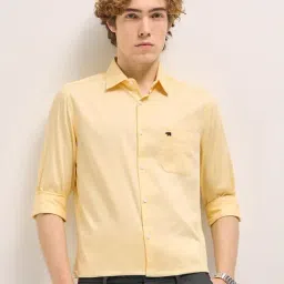 The Bear House Yellow Cotton Tailored Fit Solid Formal Shirt-picture-33