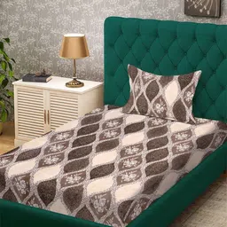 KLOTTHE Brown Geometric Woollen 300 TC Fitted Single Bedsheet & Pillow Covers-89 x 60 Inch-picture-37