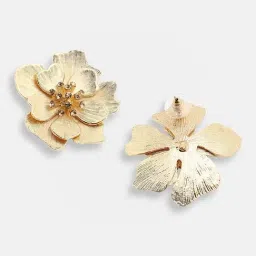 Sohi Gold Plated Party Designer Stone Stud Earrings image 4