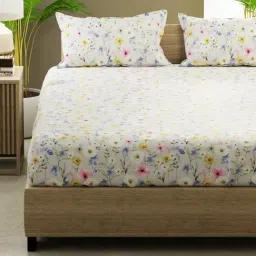Bianca Home of Ora Multicolor Cotton Floral 135 TC Double Flat Bedsheet with 2 Pillow Covers image 2