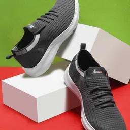 Athree Men Mesh Walking Non-Marking Sports Shoes-image-0