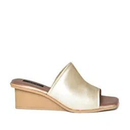 Aurelia Women's Gold Casual Wedges-picture-18