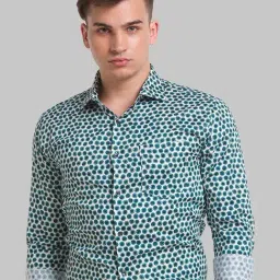 Park Avenue Green Cotton Slim Fit Printed Shirt-image-39