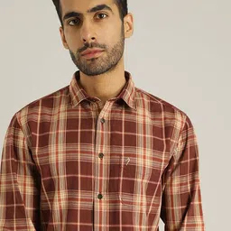 Indian Terrain Men Chiseled Skinny Fit Tartan Checks Opaque Checked Casual Shirt-picture-17