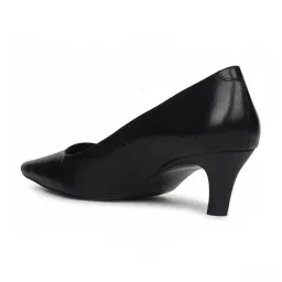 Nine West Women's Black Stiletto Pumps image 5