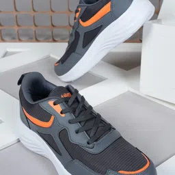 Roadster Men Mesh Running Non-Marking Shoes-picture-17