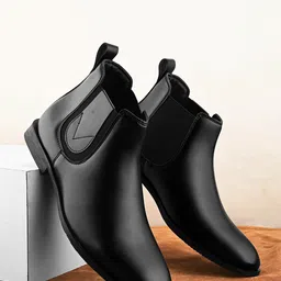 The Roadster Lifestyle Co Men Men Slip On Chelsea Boots-image-84