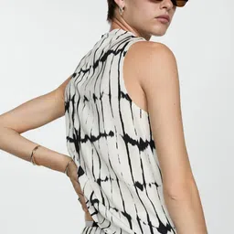 MANGO Print Monochrome Top image 3