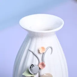 MARKET99 White Cylindrical Shaped Ceramic Vase image 3