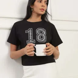 Globus Women Black Round Neck Short Sleeves Graphic Print Boxy Fit T-Shirt-image-93