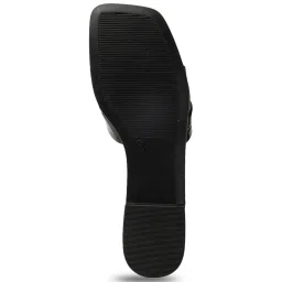 Elle Women's Black Toe Ring Sandals image 5