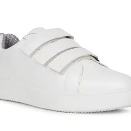 Bata Men's LESUIRE White Casual Sneakers image 5