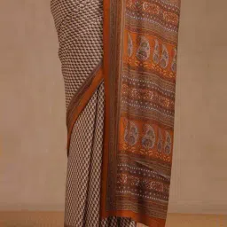 Soch Beige Floral Print Saree With Unstitched Blouse image 5