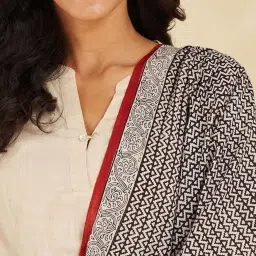 Fabindia Off White Cotton Regular Fit Printed Dupatta image 5