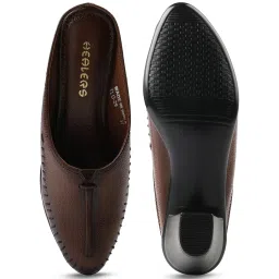 Liberty Women's Tan Mule Pump image 5