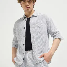 THE BEAR HOUSE White Rayon Regular fit Striped Shirts-image-9